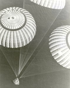 Apollo 17 - NASA door NASA Images