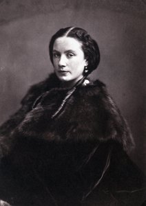 Portret van Madame Pichat. Portret van een chique vrouw met Engelse krullen en een bontjas. Fotografie door Felix Nadar door Nadar