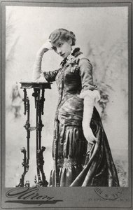 Portret van Sarah Bernhardt (1844-1923) genomen in de Verenigde Staten door Napoleon Sarony