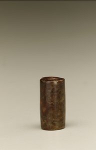 Cilindrische kraal, Lake Tai regio, Liangzhu cultuur, 3300-2250 v.Chr. door Neolithic Period Chinese School