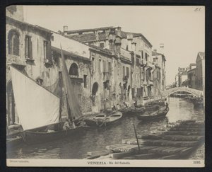 Gezicht op de Rio del Camello te Venetië