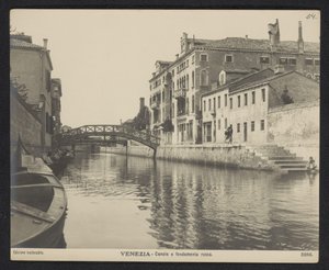 Gezicht op het Fondamenta Rossa te Venetië door Neue Photographische Gesellschaft