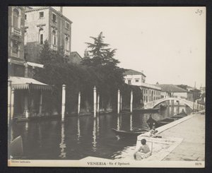 Rio dei Ognissanti te Venetië door Neue Photographische Gesellschaft