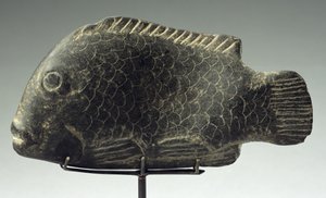 Vis, 1540-1069 v.Chr. (hard zwart steen)