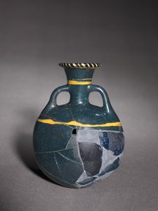 Lentoid-fles, of Pelgrimsfles, late 18e tot 19e dynastie, circa 1336-1186 v.Chr. door New Kingdom Egyptian
