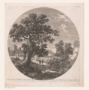 Landschap met boom en wandelaars