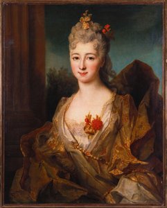 Portret van een Dame, Halflang, in een Wit en Goud Geborduurde Jurk, met Bloemen in Haar Haar door Nicolas de Largillière