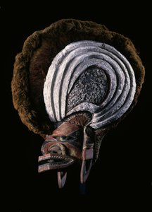 Helmmasker (tatanua), Noordelijk Nieuw-Ierland, Papoea-Nieuw-Guinea door Oceanic Oceanic