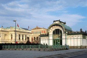 Het Otto Wagner Paviljoen op Karlsplatz