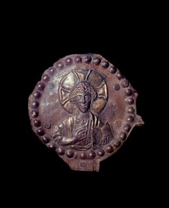 Zegenende Christus (reliëf op medaillon, 5e-6e eeuw)