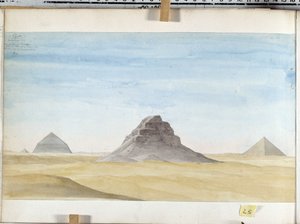 Uitzicht op de piramide van Dachour