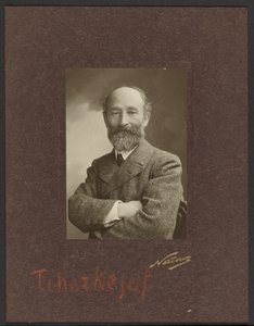 [Portret van een man]. door Paul Nadar