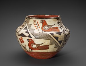 Pot (Olla) met Papegaaien. door People Acoma