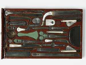 Gereedschapskist met afbeelding van de Heilige Familie, ca. 1830 door Persian School