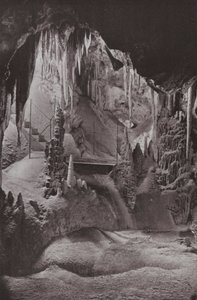 Scène in de beroemde Jenolan-grotten, New South Wales door Photographer Australian