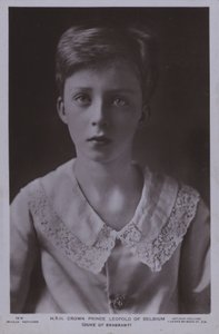 Kroonprins Leopold, later Koning Leopold III van België (zw/w foto) door Photographer Belgian