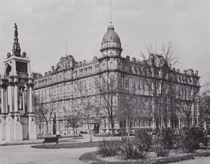Windsor Hotel en Sir John A Macdonald Monument, Montreal door Photographer Canadian