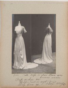 Albumblad: House of Worth, Baljurk door Photographer French