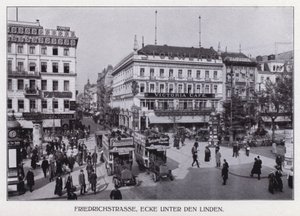 Berlijn: Friedrichstrasse, hoek Unter den Linden
