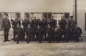 Groep Duitse legerinfanteriesoldaten (zw/w foto) door Photographer German