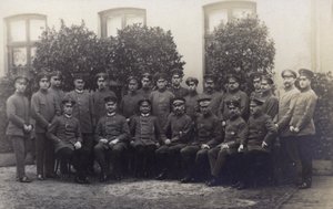 Groep Duitse legerofficieren (zw/w foto)