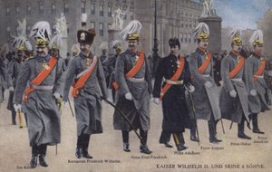 Kaiser Wilhelm II van Duitsland en zijn zes zonen in militaire uniformen