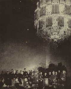 Ondertekening van het Driemogendhedenpact dat de As van Japan, Nazi-Duitsland en Fascistisch Italië vormt in de Rijkskanselarij, Berlijn, Tweede Wereldoorlog, 27 september 1940 door Photographer German