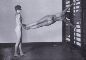 Het mooie lichaam, fysieke cultuur voor vrouwen (zwart-wit foto)