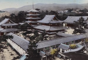Japan, ca. 1912: Horyu-ji, de oudste boeddhistische tempel in Japan, gebouwd ongeveer 1300 jaar geleden, Yamato