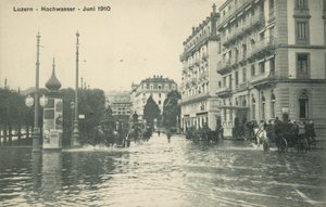 Overstromingen, Luzern, Zwitserland (zwart-wit foto)