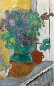 Frans: Lelies mauve dans un vaas de terre jaune et vert door Pierre Bonnard