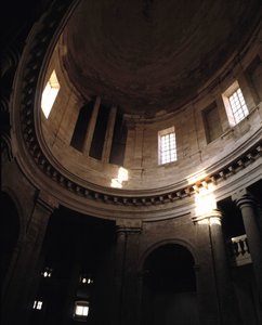 Barokke architectuur: Kapel van de Oude Charite (1679 - 1707), klooster van Marseille, door architect Pierre Puget (1622 - 1694). Interne weergave. Marseille, Bouches du Rhone (13).