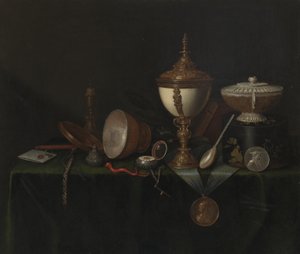 Stilleven met Struisvogelei Beker en de Whitfield Erfstukken, ca. 1670