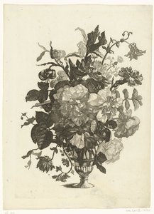 Glazen vaas met bloemen