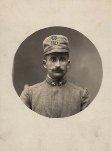 Album "Het GM R. Leger (Eerste Wereldoorlog)": soldaat van het 180e Regiment van de Territoriale Militie door Pisani Pisani