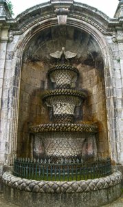 Pelikanenfontein, Santuário de Nossa Senhora dos Remédios, Lamego, Portugal 1738 door Portuguese School