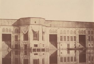 [Zomerresidentie Qasr van de Shah, Emarat-e xoruji, Teheran, Iran], 1840s-60s door Possibly by Luigi Pesce.