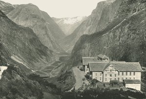 Het dal en hotel, Stalheim, Noorwegen, 1895