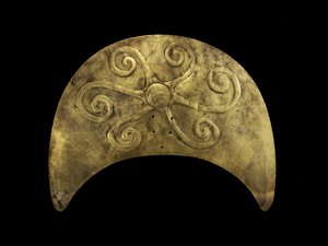 Hoofdtooi Ornament met Zon, Moche