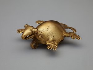 Hangende bel: schildpad, 800-1200 door Pre Columbian Pre Columbian