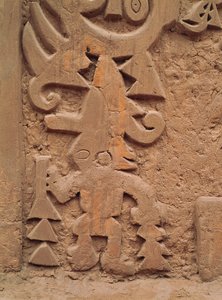 Detail van de reliëfs op de Tempel Huaca el Dragon (steen) door Pre Columbian Pre Columbian