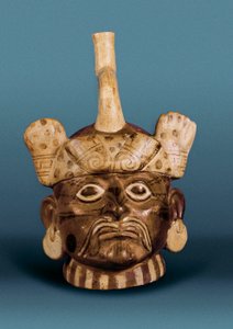 Pre-Columbiaanse beschaving: keramische vaas met portret, uit Peru door Pre Columbian Pre Columbian