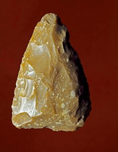 Prehistorie: lithisch vervaardigingsgereedschap van de Campignana-cultuur, Gargano, Italië. Chalcolithicum