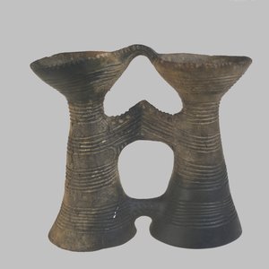 Verrekijkervormig vat, 4400-4200 v.Chr.