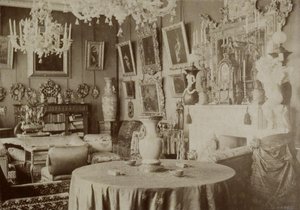 De woonkamer in de datsja van Pyotr Durnovo in Petersburg