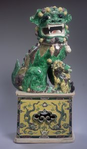 Grote Famille Verte Boeddhistische leeuw en welp, Kangxi-periode (1662-1722)
