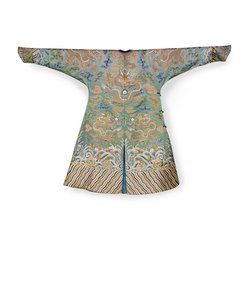 Celadon zijden hofjurk voor een keizerlijke prinses, Jifu, China door Qing Dynasty Chinese School