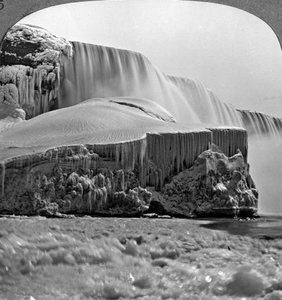 American Falls, Niagara Falls, in de winter, New York, VS