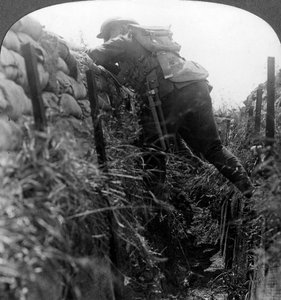 Canadese infanterie in de loopgraven, Eerste Wereldoorlog, 1914-1918
