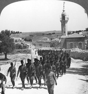 Verslagen Turkse soldaten, Palestina, Eerste Wereldoorlog, ca. 1917-1918 door Realistic Travels Publishers